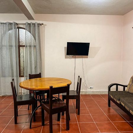 Casa Esperanza Lägenhet Panajachel Exteriör bild