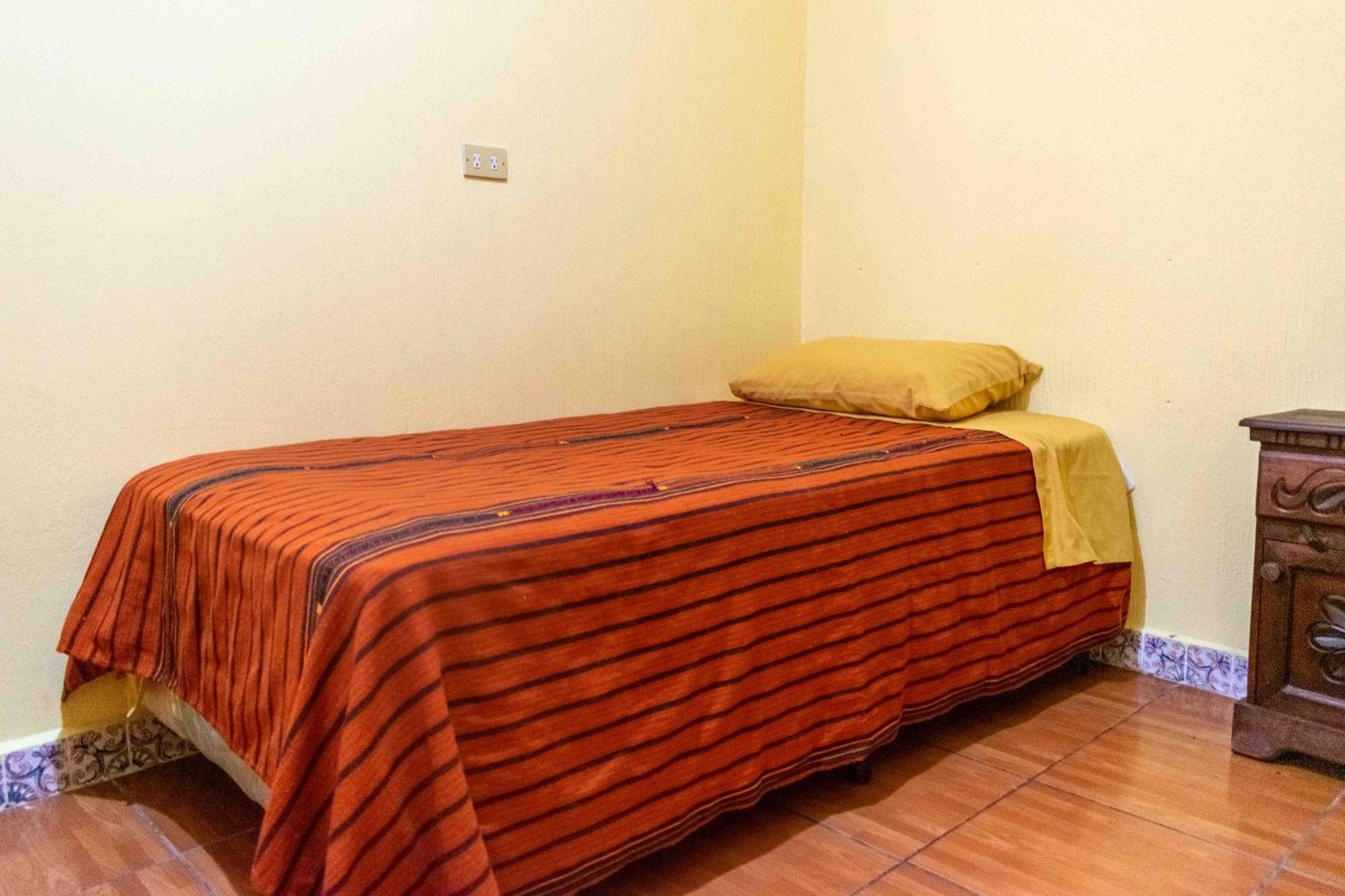 Casa Esperanza Lägenhet Panajachel Exteriör bild