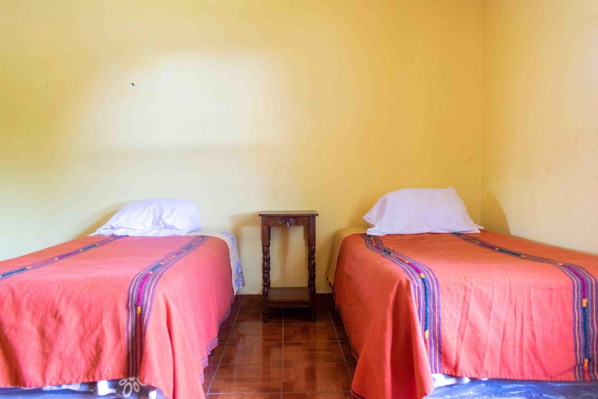 Casa Esperanza Lägenhet Panajachel Exteriör bild