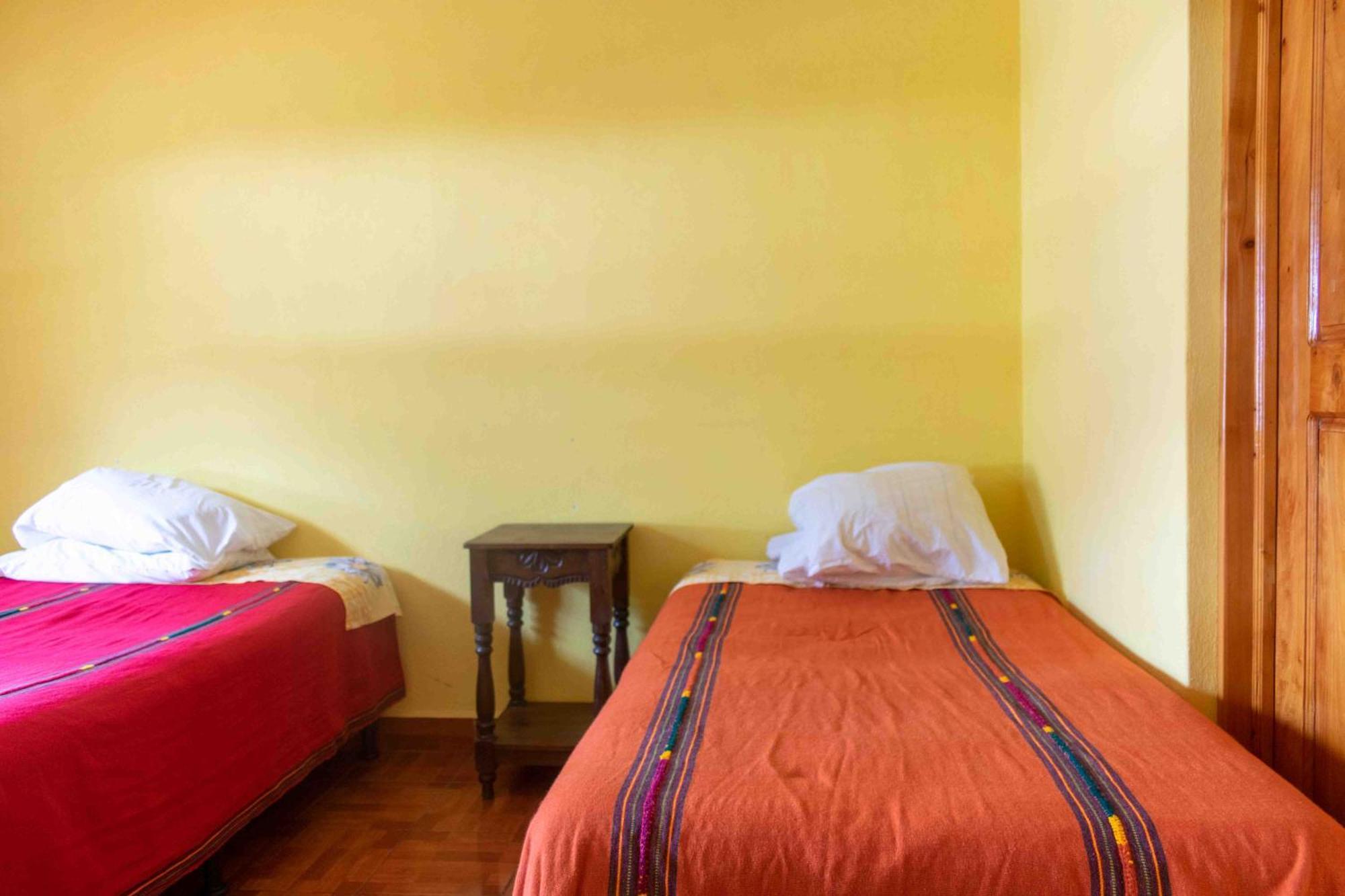 Casa Esperanza Lägenhet Panajachel Exteriör bild