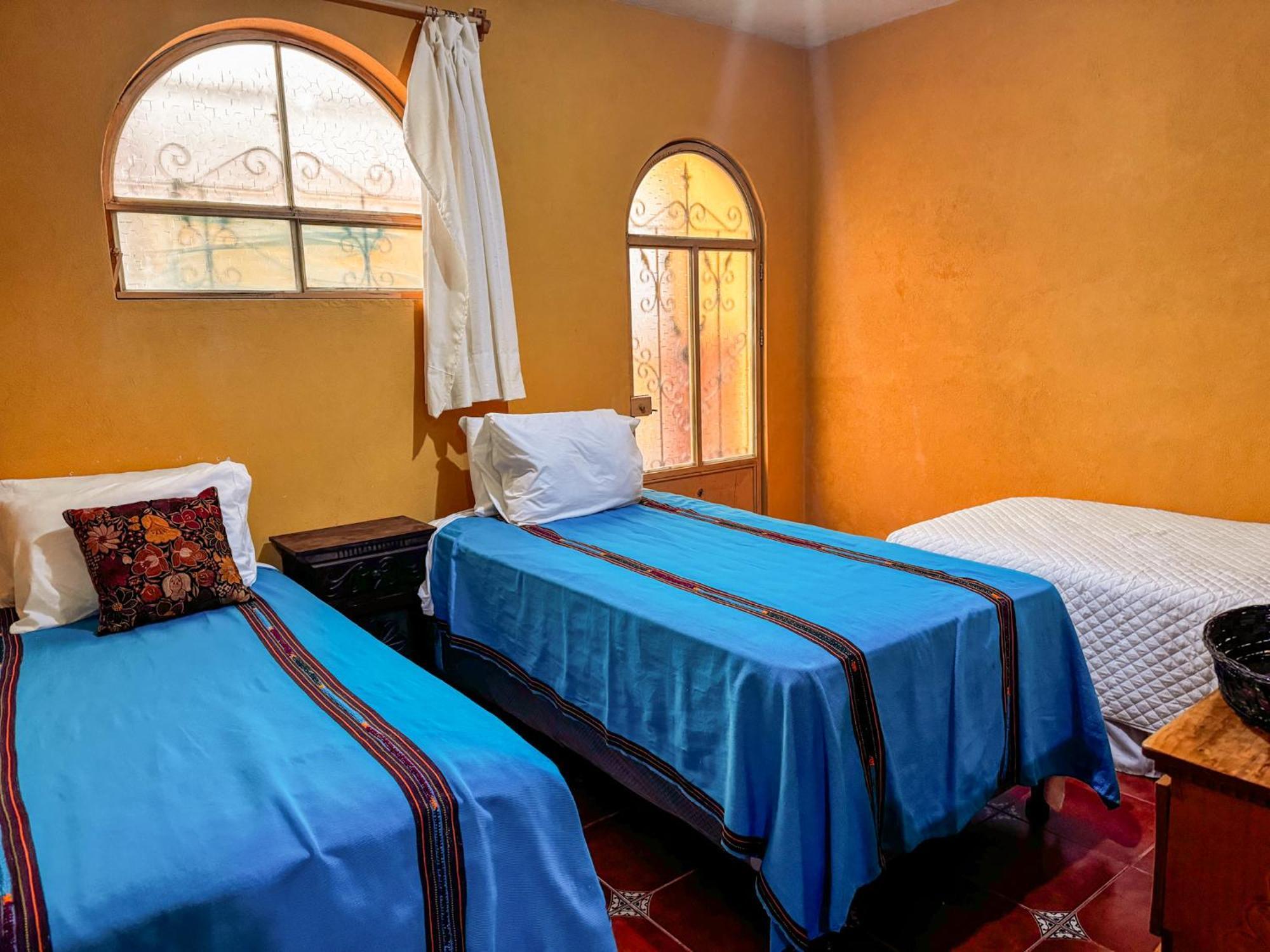 Casa Esperanza Lägenhet Panajachel Exteriör bild